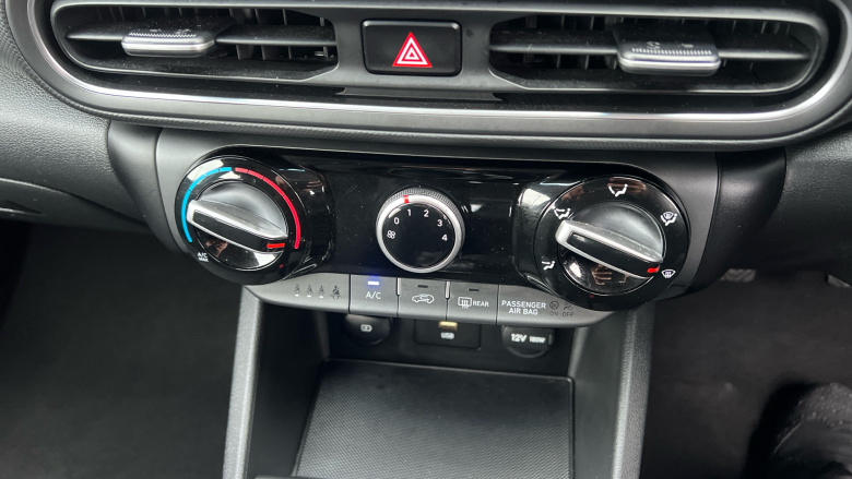 Hyundai Kona 1.0 TGDi 48V MHEV SE Connect 5dr Petrol Hatchback